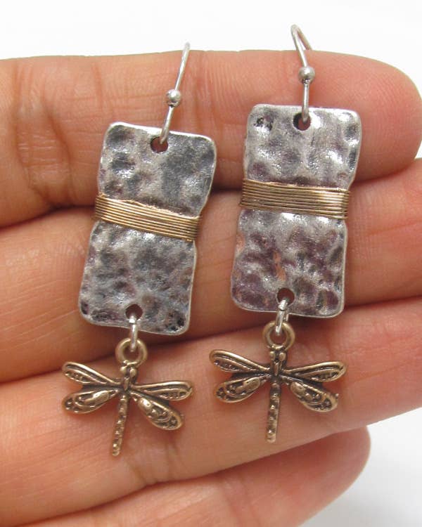 ( A564 ) ANTIQUE SILVER PLATE AND DRAGONFLY DROP EARRING