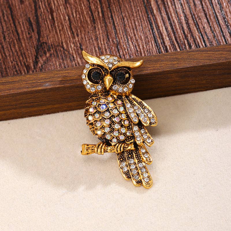 Vintage Diamond-Studded Blue Owl Brooch: Blue / M
