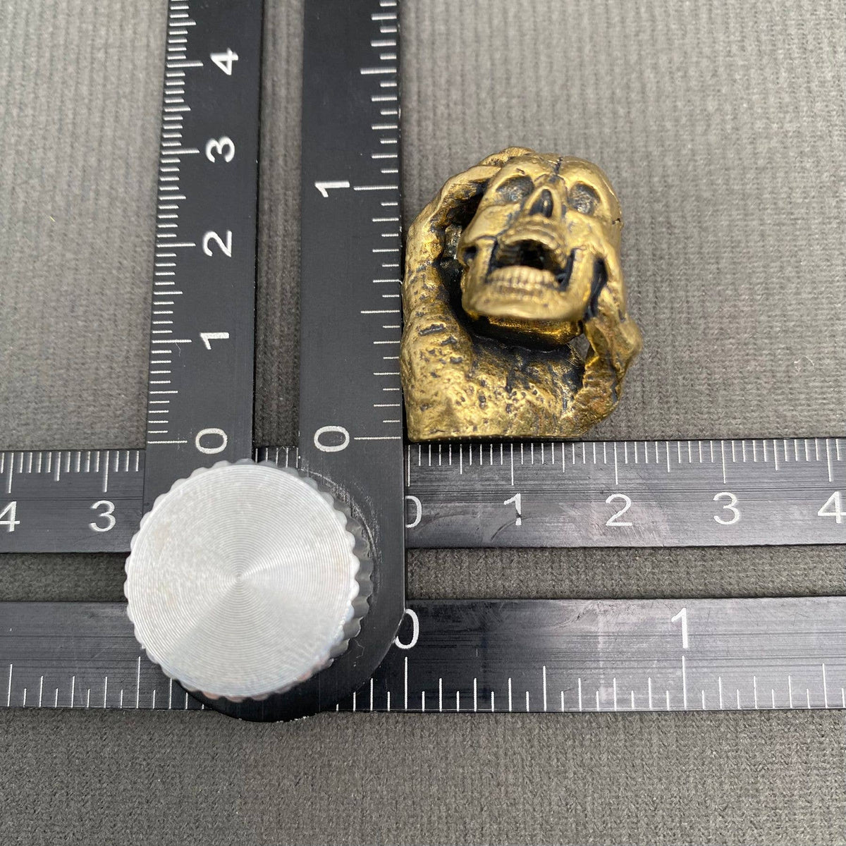 Skull In In The Demon Hand Brass Crafts Desktop Ornaments