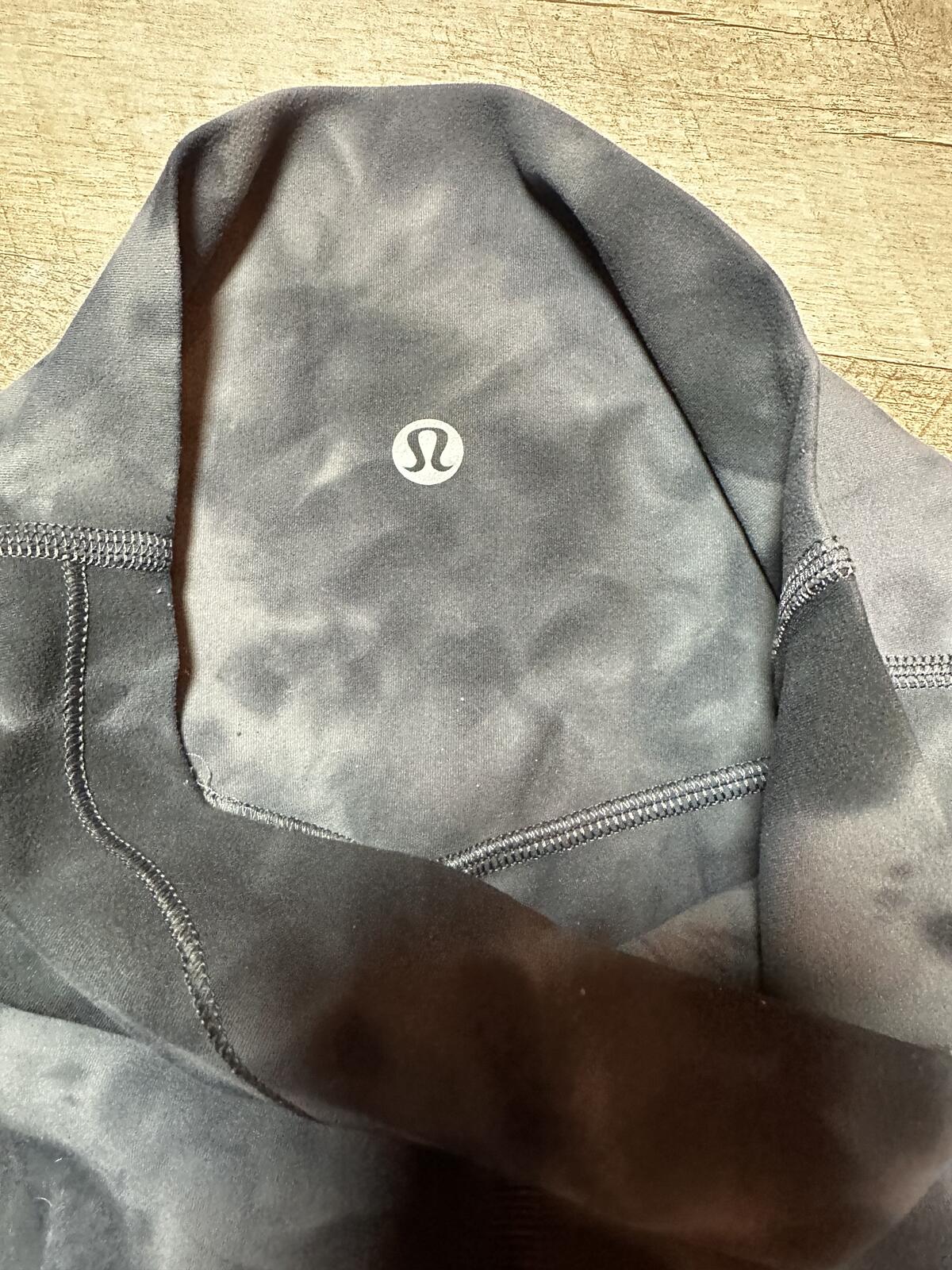Lululemon High-Rise Tie-Dye Leggings Inseam 26 inches XS