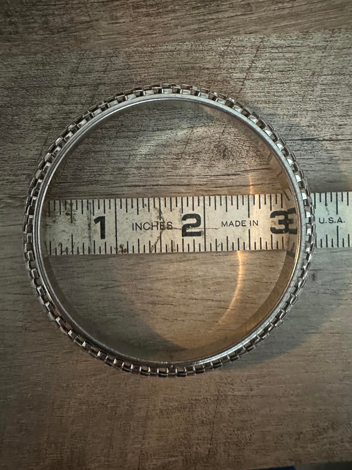 Elegant SilverTone Checkered Bracelet • Geometric Pattern