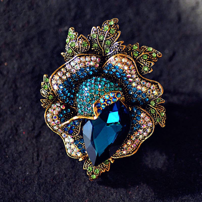 Crystal Flower Brooch Elegant Floral Decoration for Men and Women: Purple