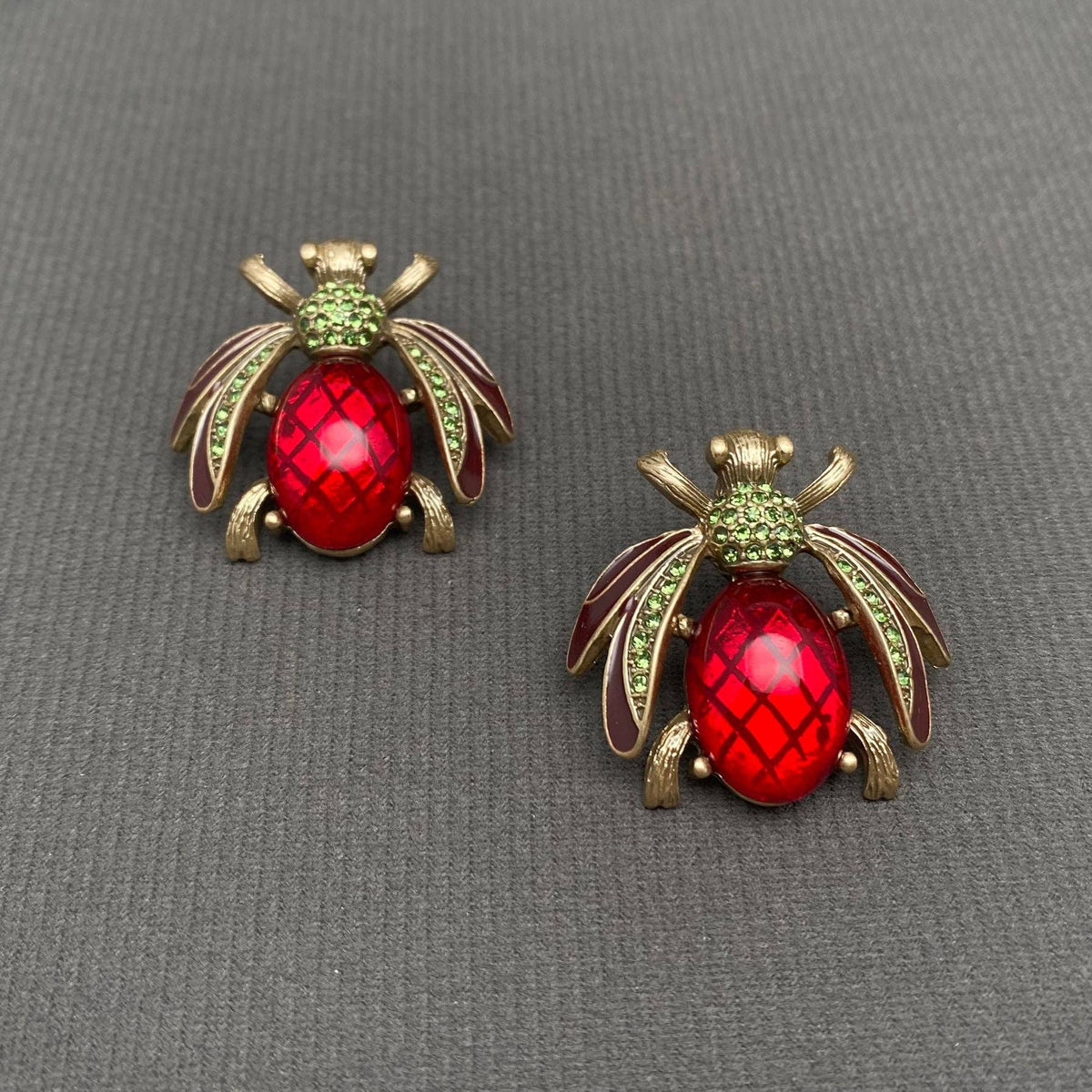 Vintage Style Rhinestone Inlaid Bees Ear Studs