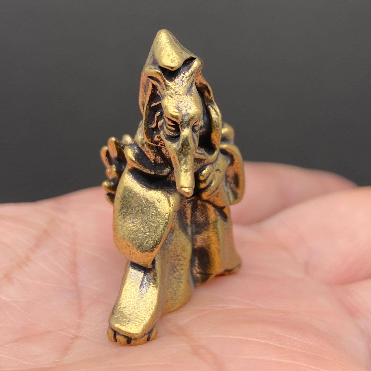 Wolf In Cloak Brass Crafts Decoration Desktop Ornaments