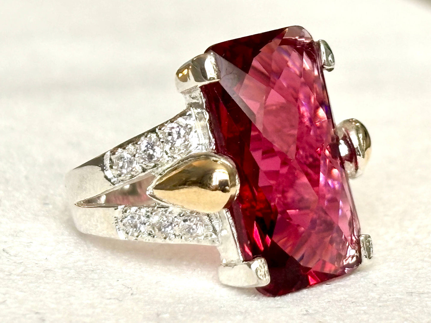Solid 925 Silver Ring with Red Ruby-Style Stone and 10K Gold: 7