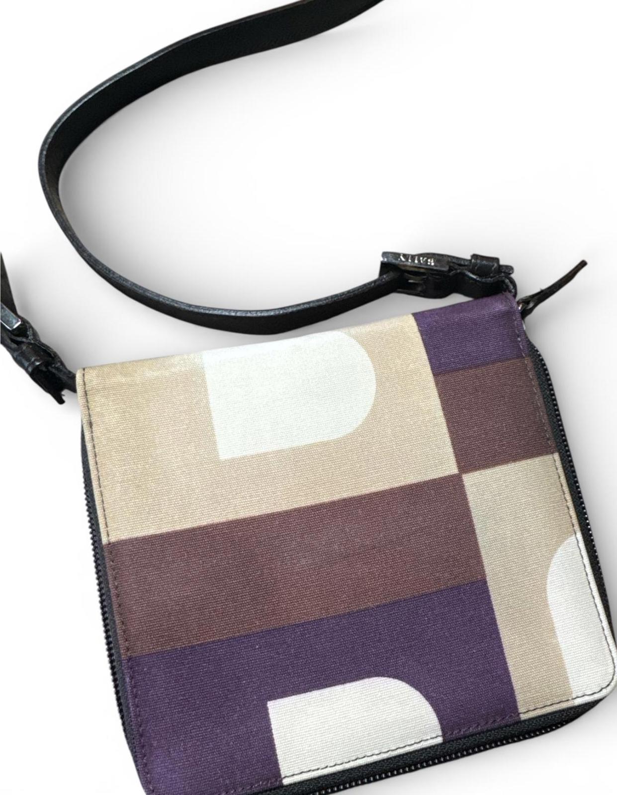 Bally Vintage Crossbody Wallet Zip Organizer Leather Strap