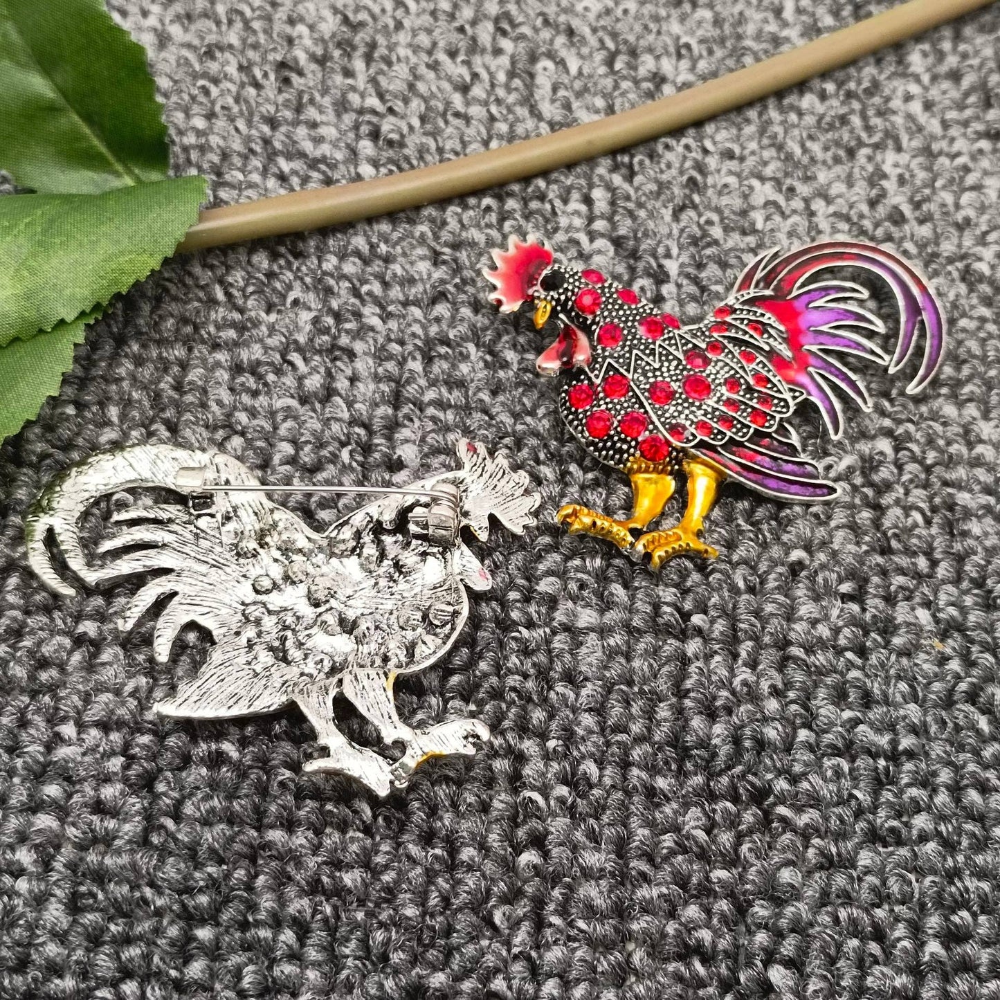 Colored Rhinestone Enamel Rooster Brooch: Red