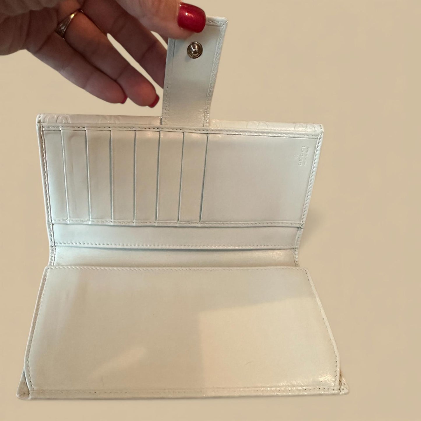 Gucci Cream Embossed Leather Wallet Women’s Designer