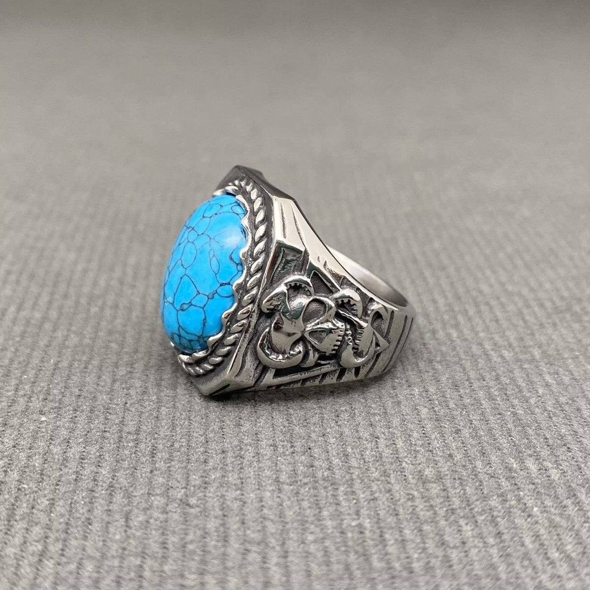 Turquoise Inlaid Skull Men's Stainless Steel Ring - MJ/MR: Red / 10