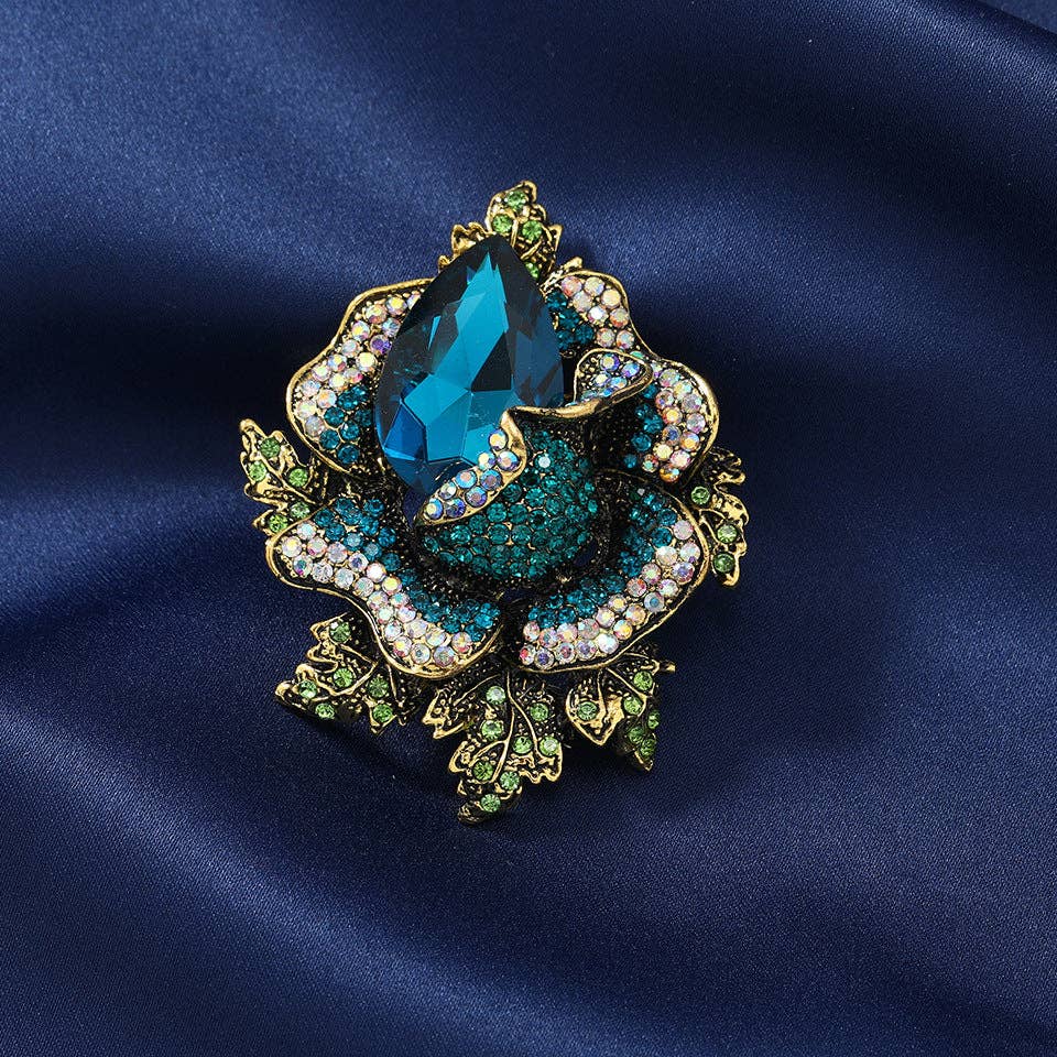 Crystal Flower Brooch Elegant Floral Decoration for Men and Women: Purple