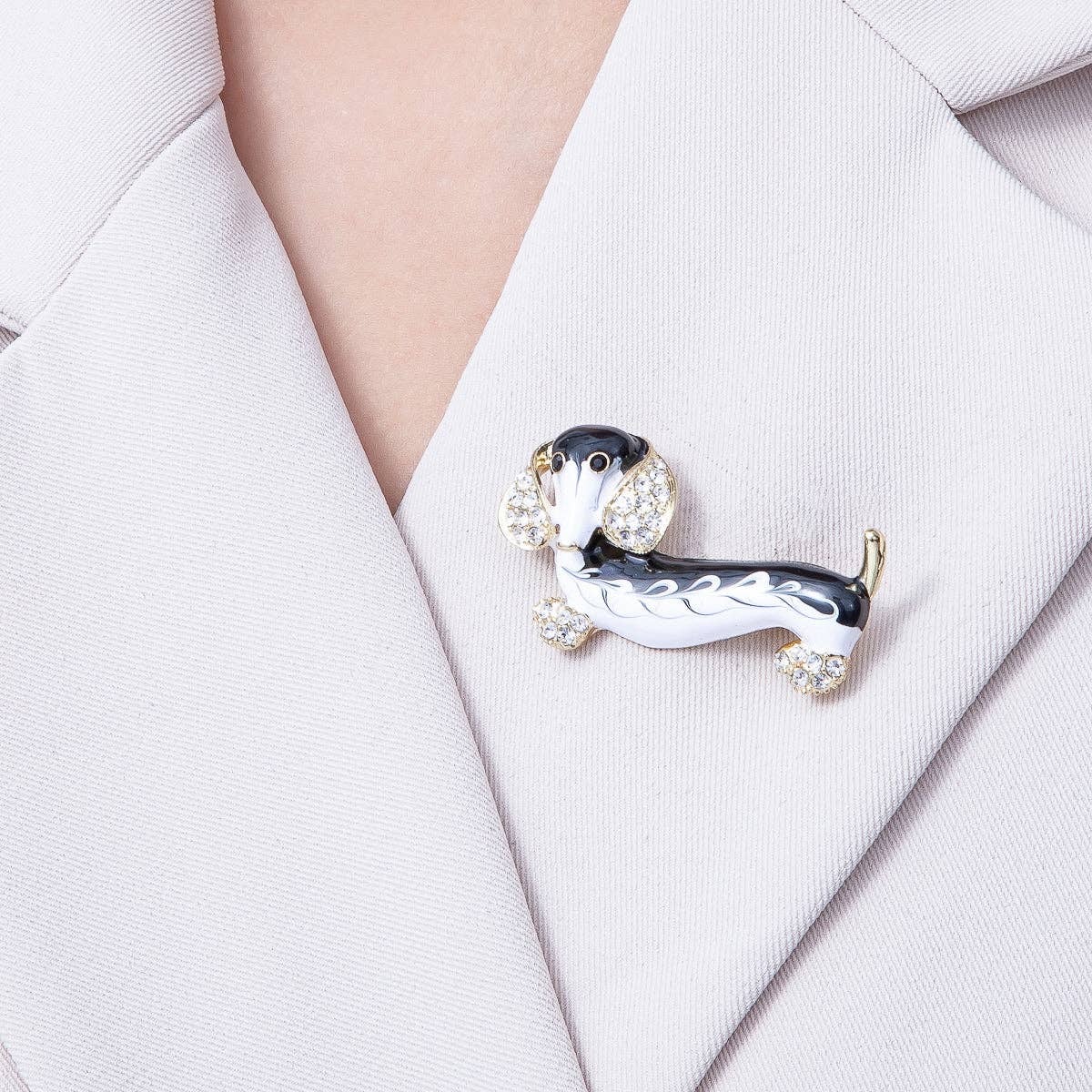 Vintage Gold 44.2mm x 24.2mm Micro Paved CZ Dachshund Wiener Dog Puppy Pet Brooch Pin | BH-014