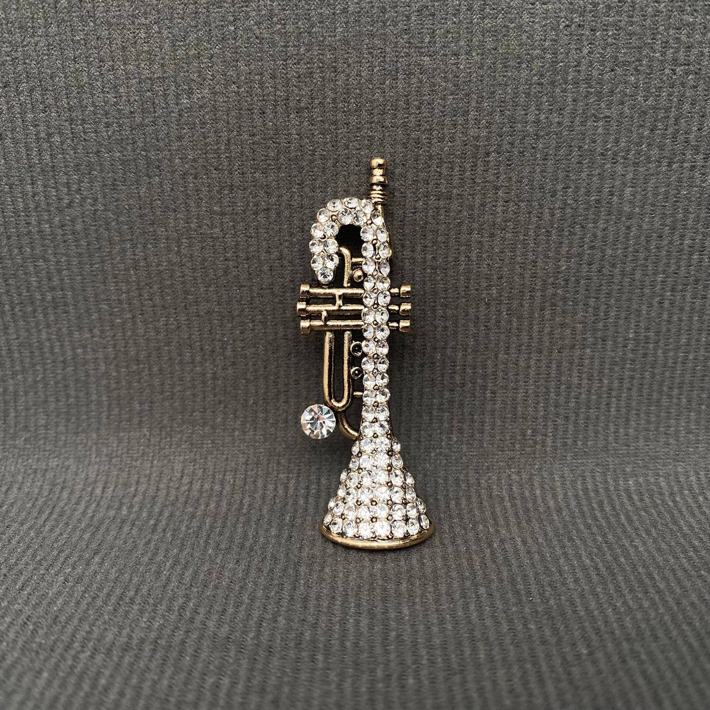 Rhinestone Trumpet Brooch