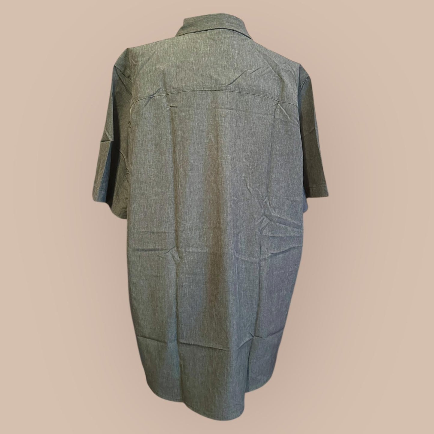 Gerry Men's Short Sleeve Button-Up Shirt in Gray Size XL