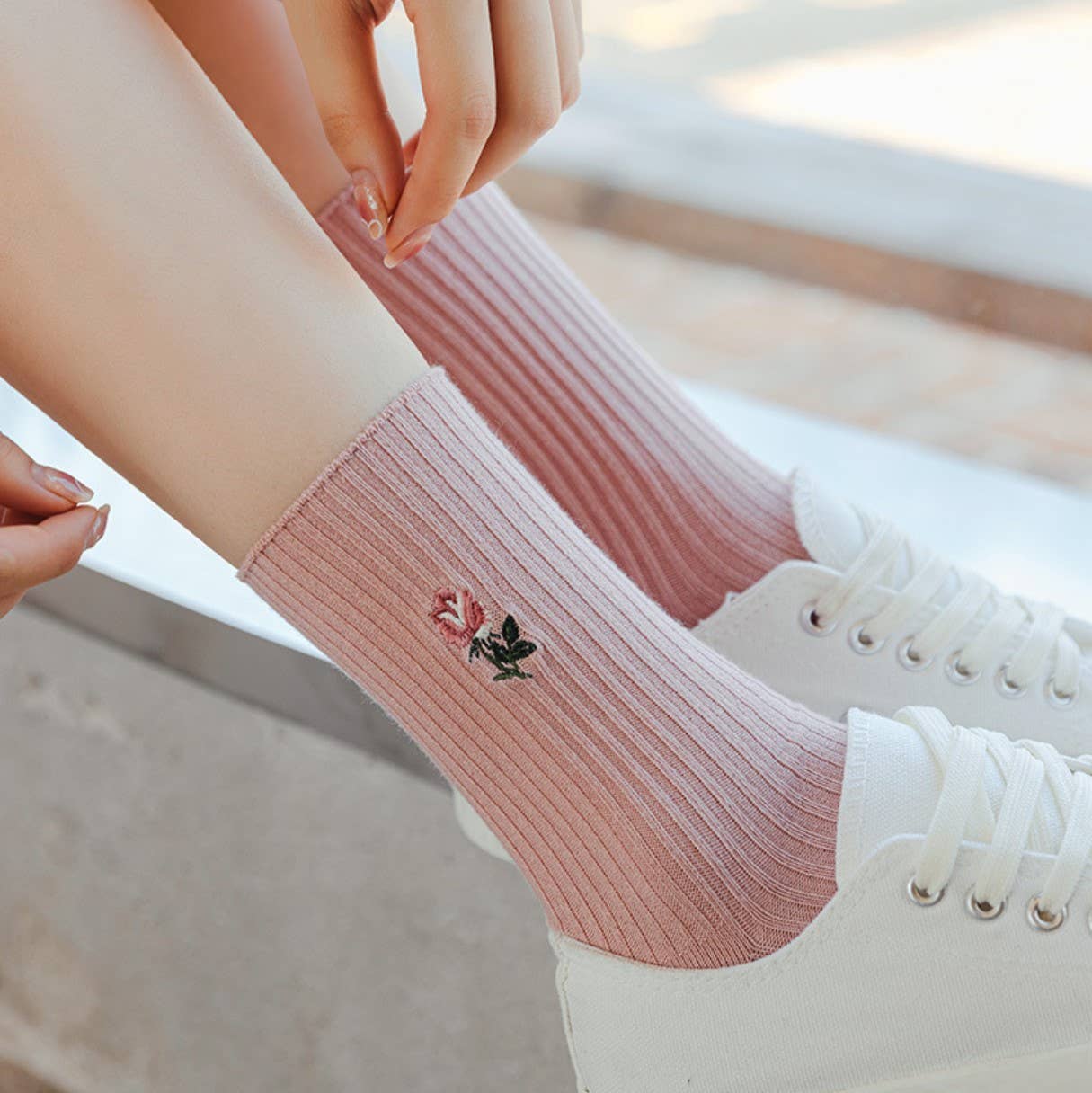 JCS015 White-Pink Floral Spring/Summer Socks: Assorted 4 pair per pack/ 1 pattern per pair/ min. 5 packs 20 pairs