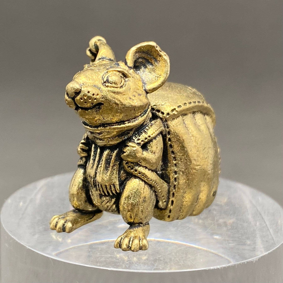 Mouse Carrying Bag Brass Crafts Desktop Ornaments