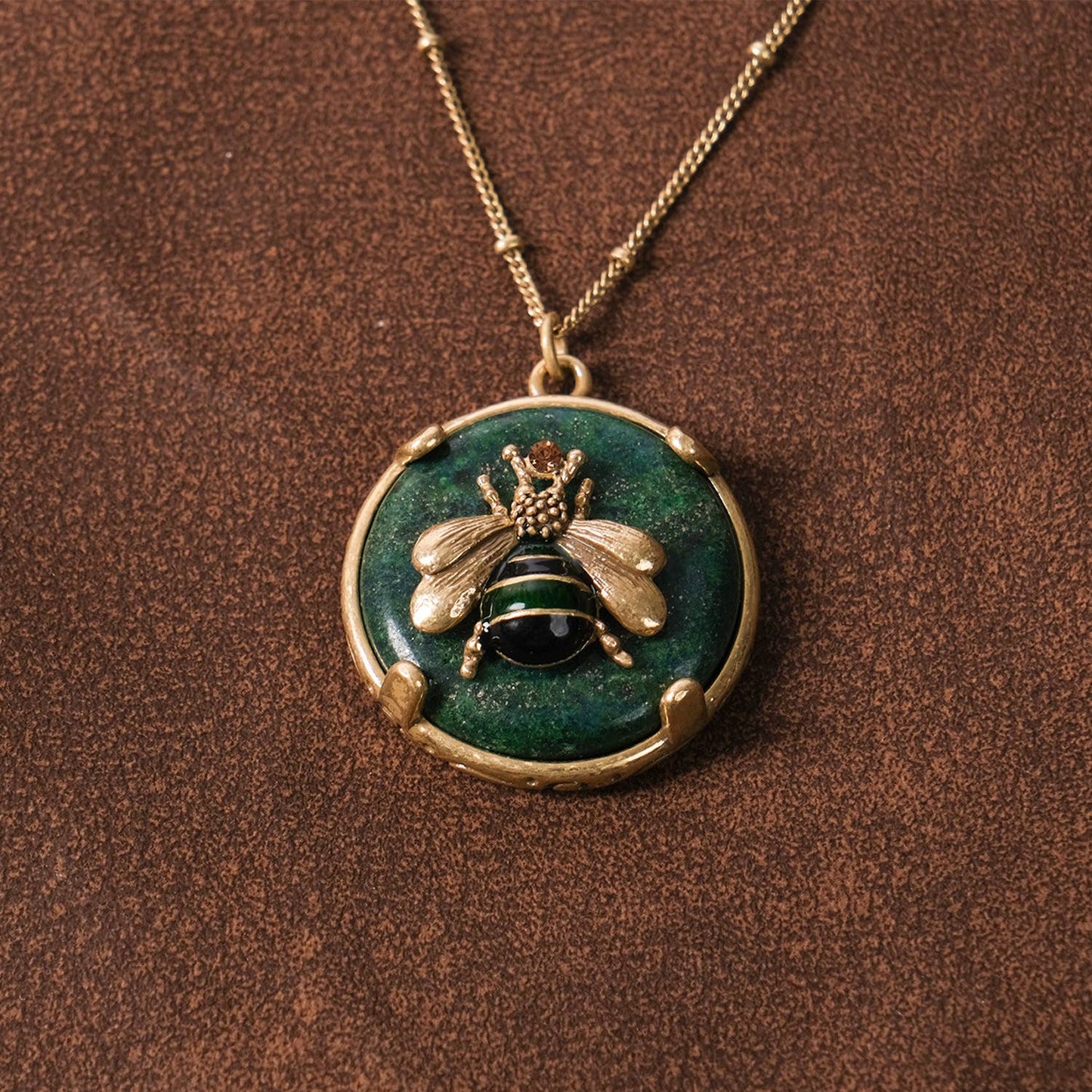 Vintage Elegant Gold Plated Bee Pendant Necklace-18.5 Inch