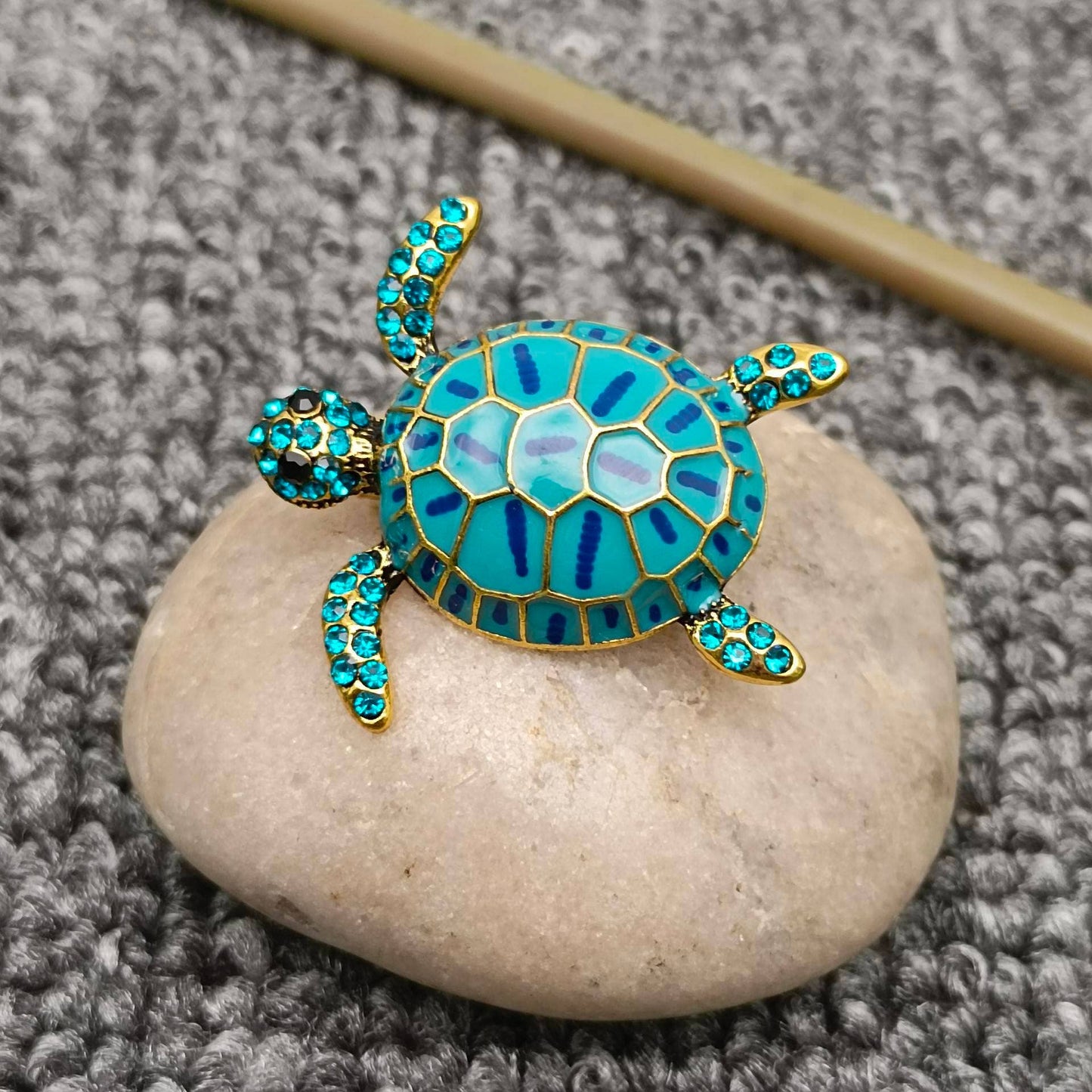 Enamel Turtle Brooch: Green