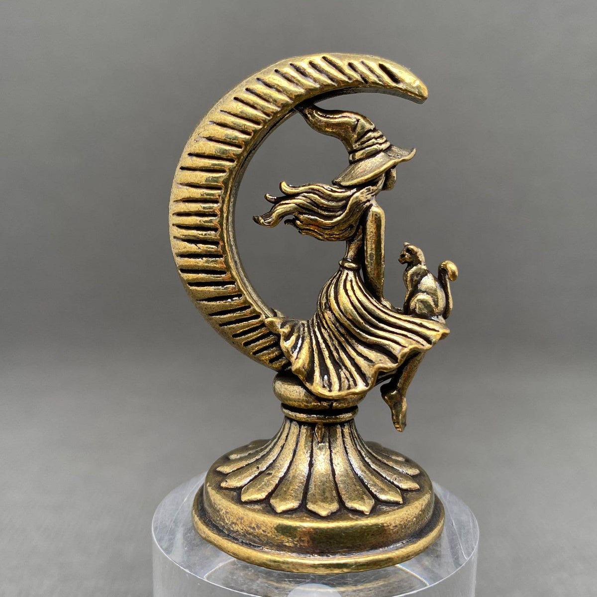 The Witch and Cat On The Moon Brass Crafts Desktop Ornaments