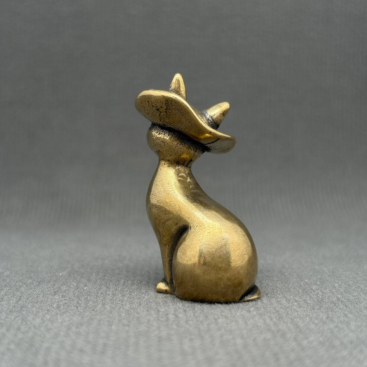 Elegant Cat Brass Crafts Desktop Ornaments