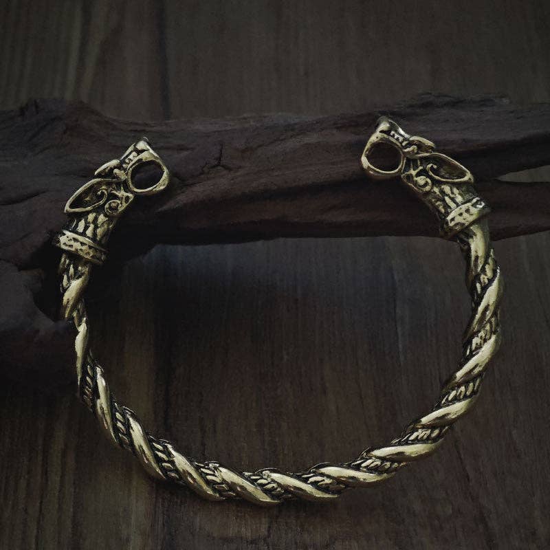 Viking Wolf Head Bracelet Fashion Jewelry for Men: Silver