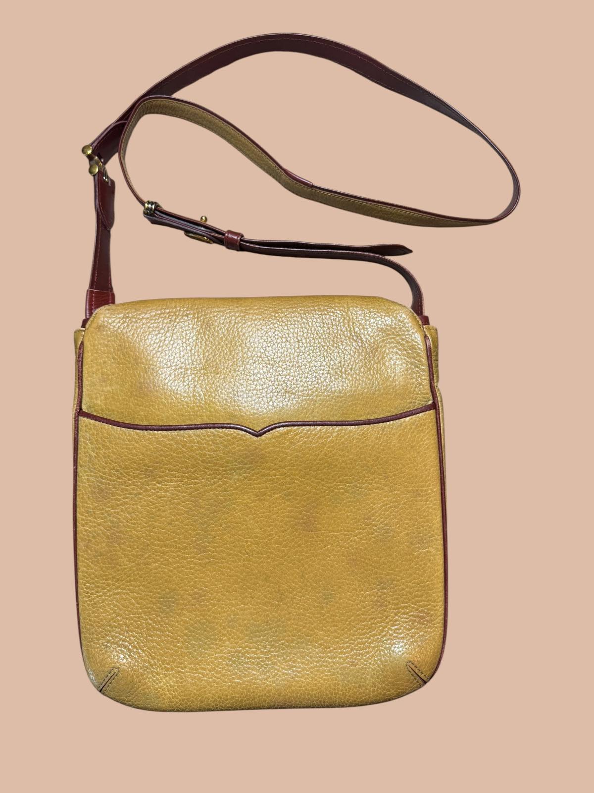 Cartier Must de Cartier Vintage Crossbody + Card