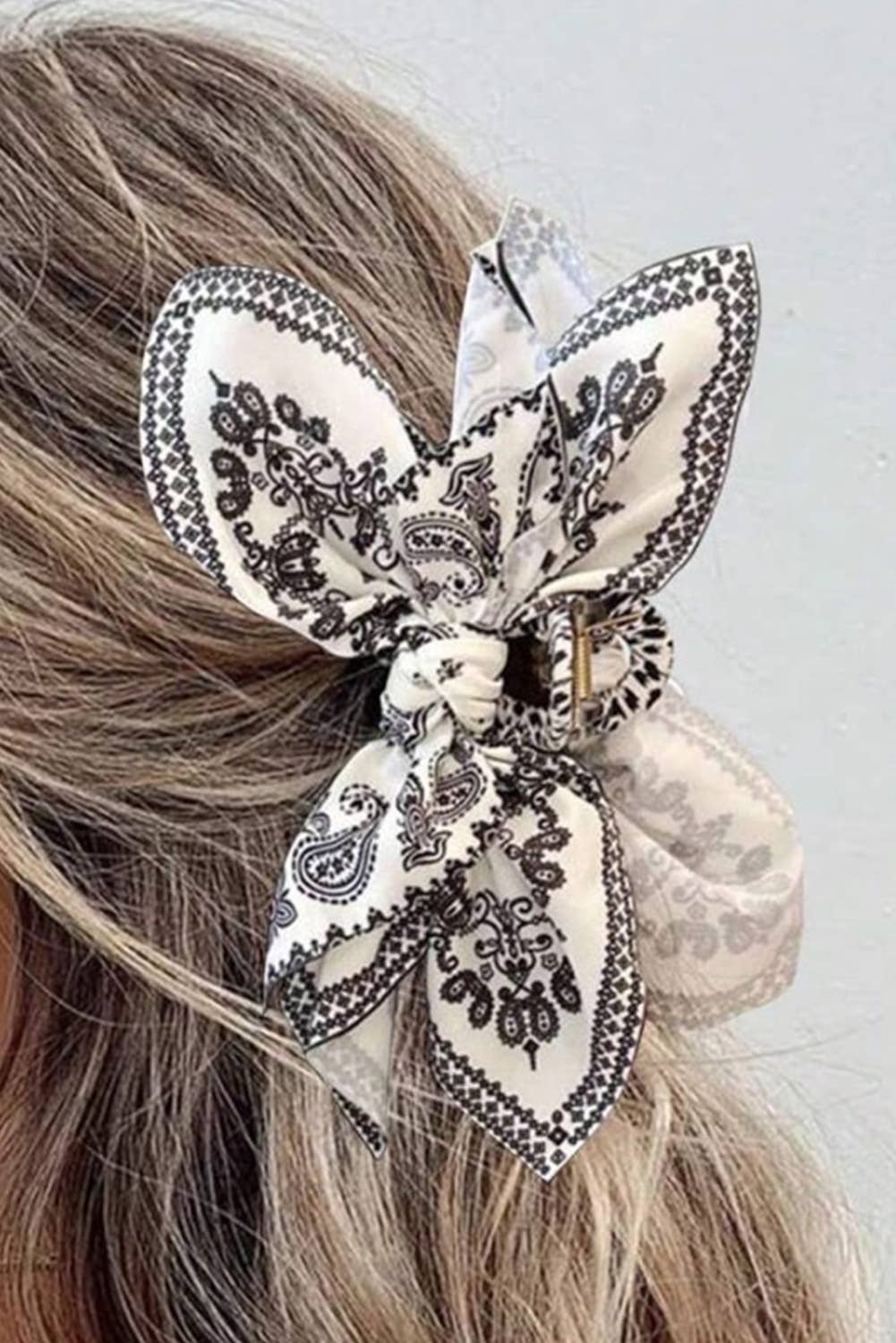 Paisley Floral Print Bow Knot Hair Clip: Black / One Size