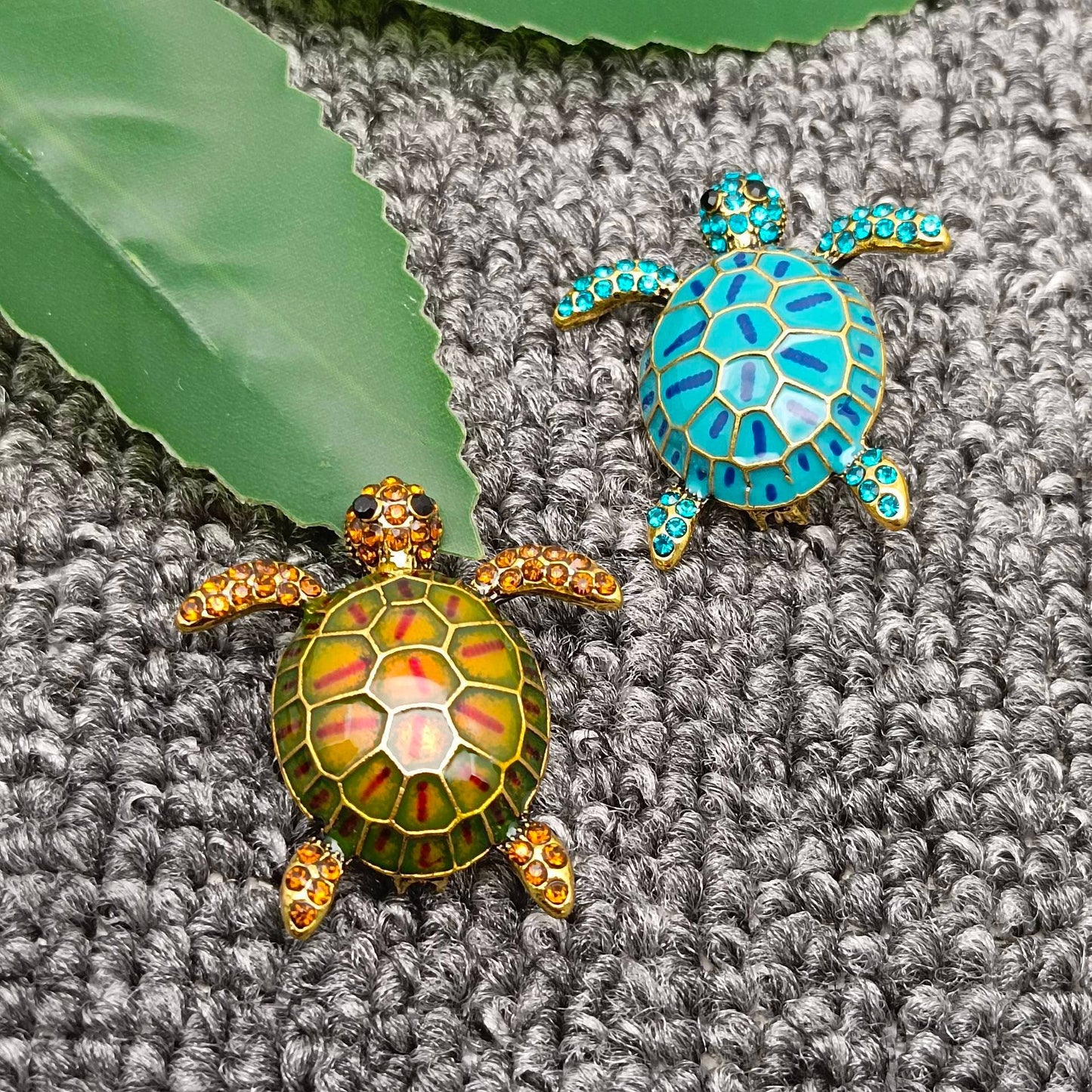 Enamel Turtle Brooch: Green