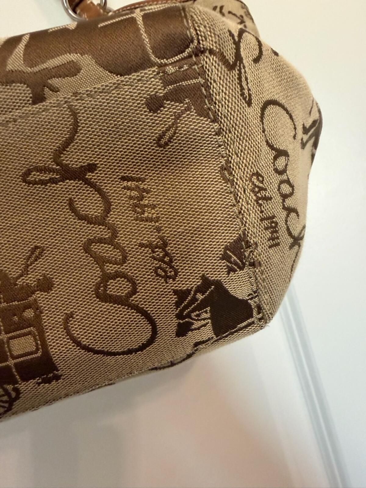 Coach Y2K 2009 Tan Signature Canvas Tote with Carriage Print