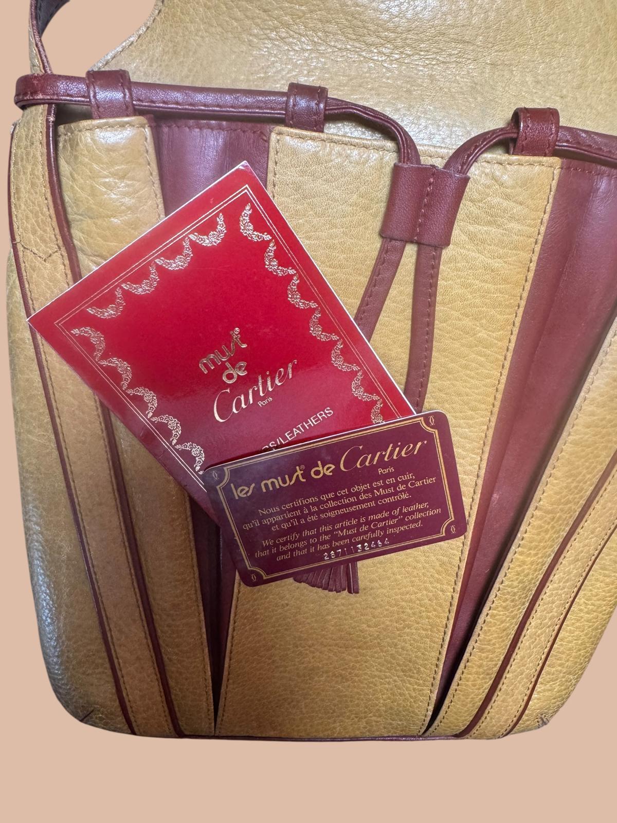 Cartier Must de Cartier Vintage Crossbody + Card