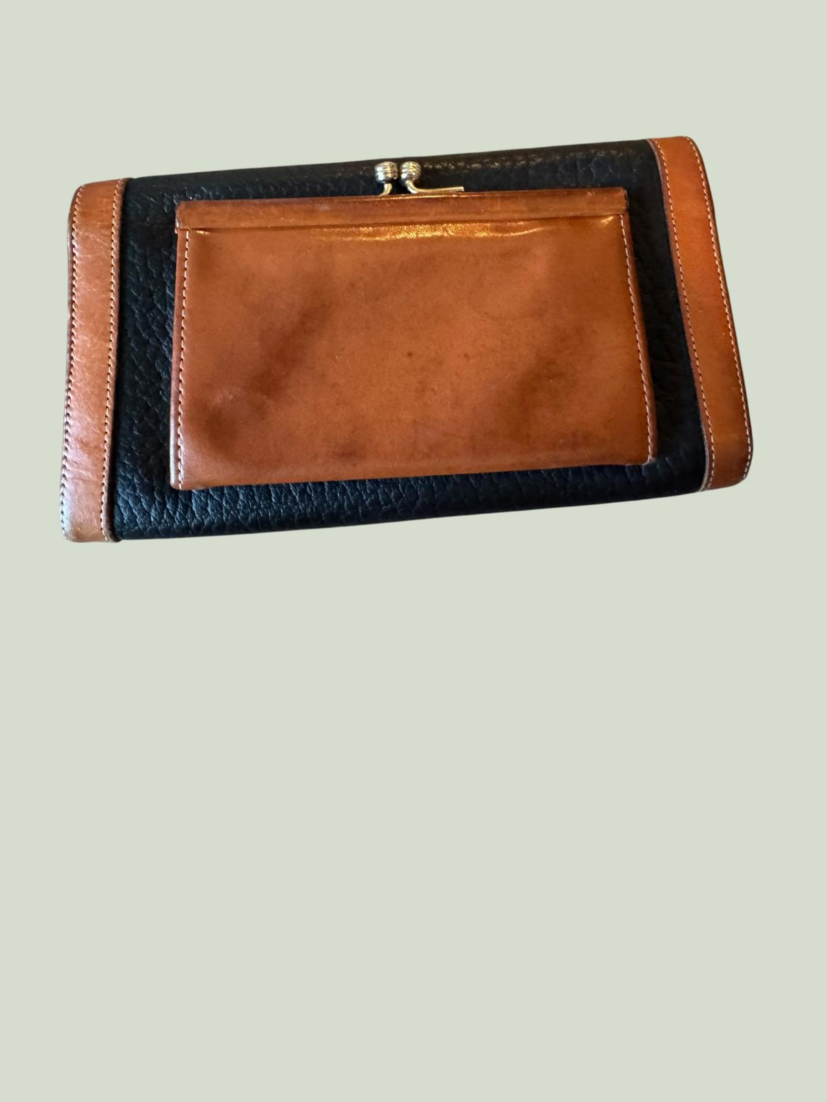 Vintage Dooney & Bourke USA Leather Wallet Black Tan