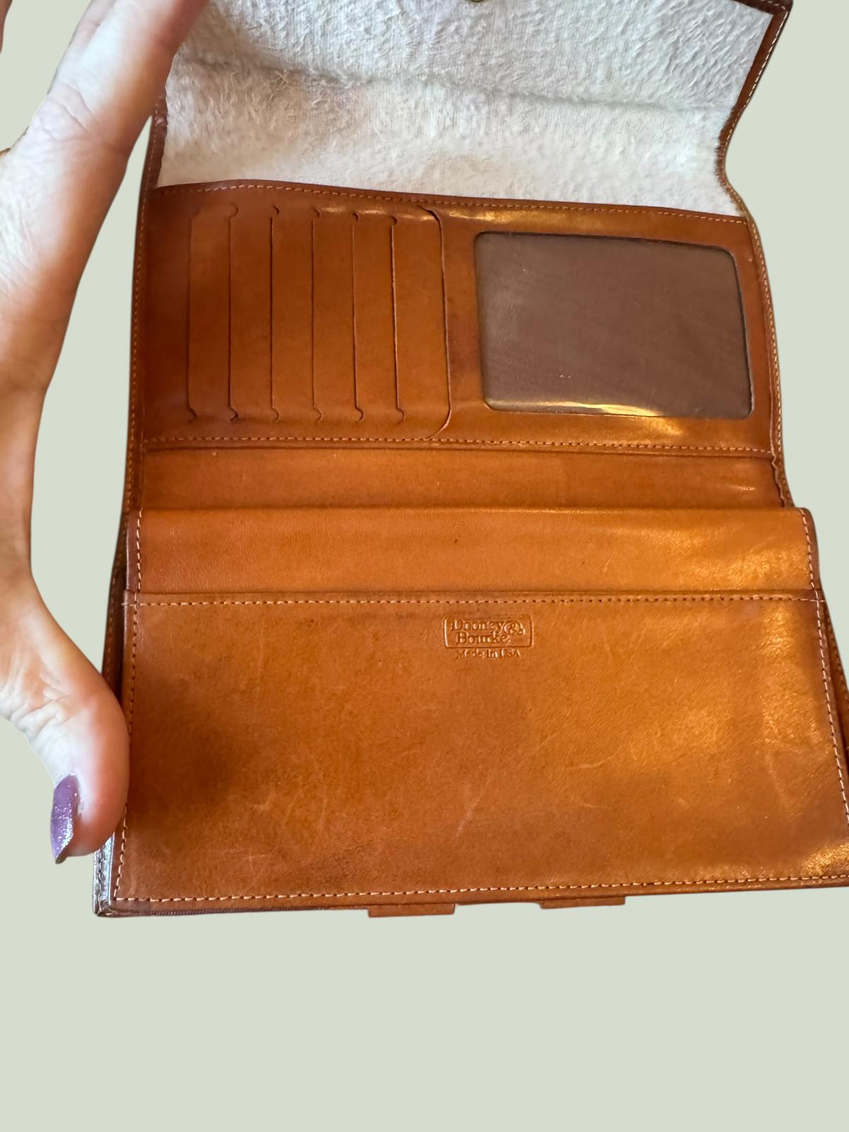 Vintage Dooney & Bourke USA Leather Wallet Black Tan