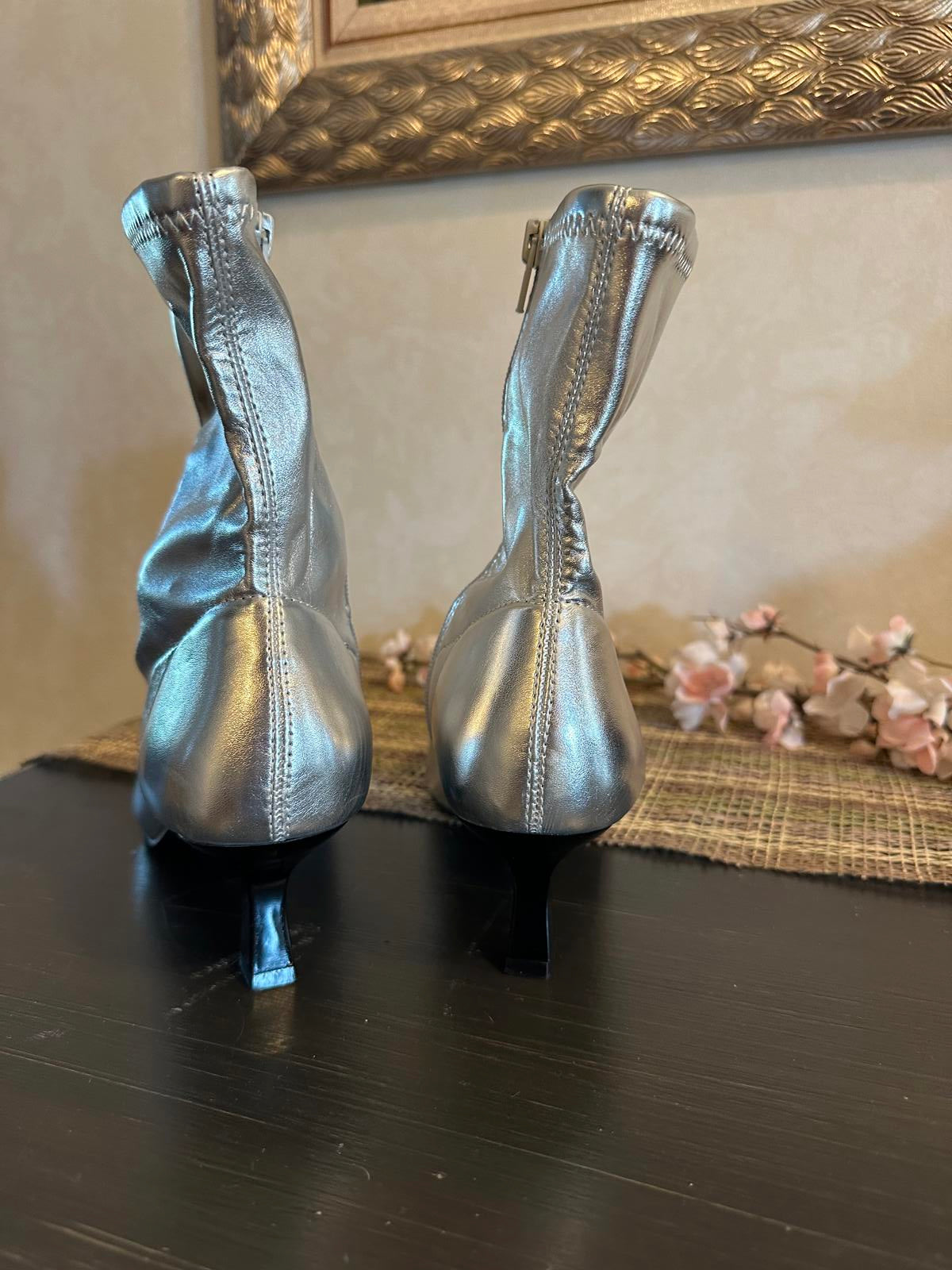 Abound Silver Metallic Heeled Ankle Boots Size 7 New