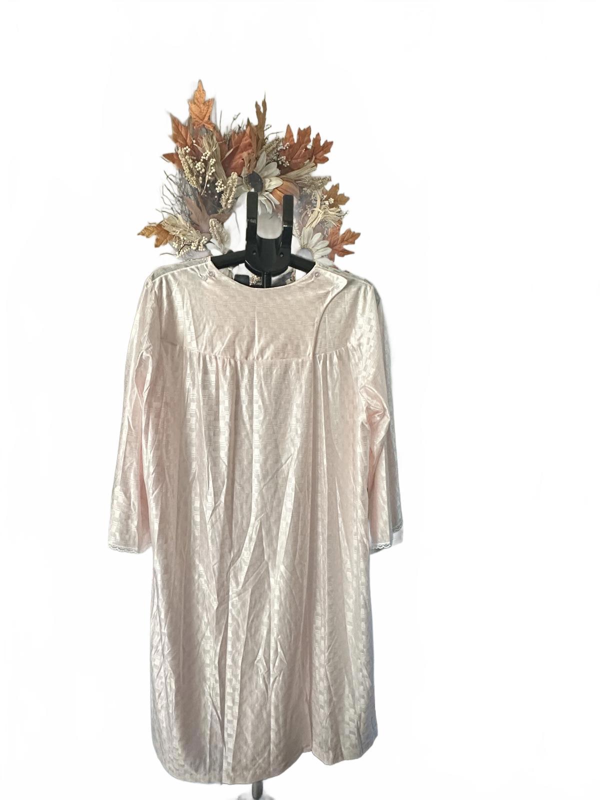 Carole Women’s Vintage Nylon Nightgown Size XXL
