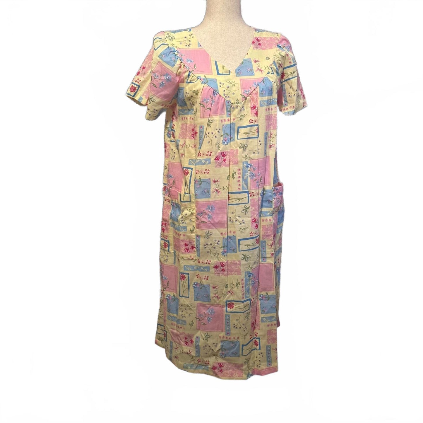 Carole Women’s Vintage Nightgown Floral Patchwork Print