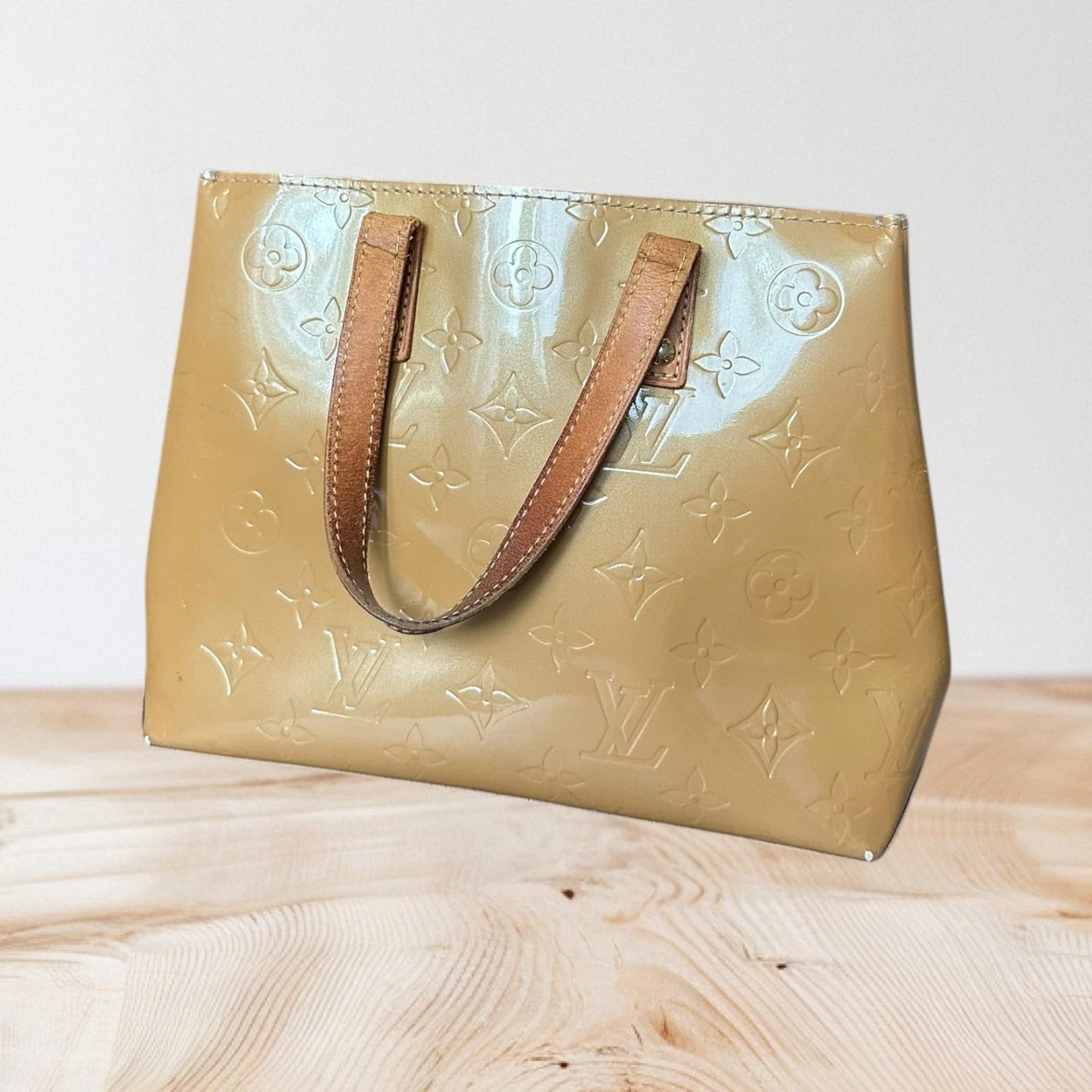 Louis Vuitton Vernis Leather Handbag