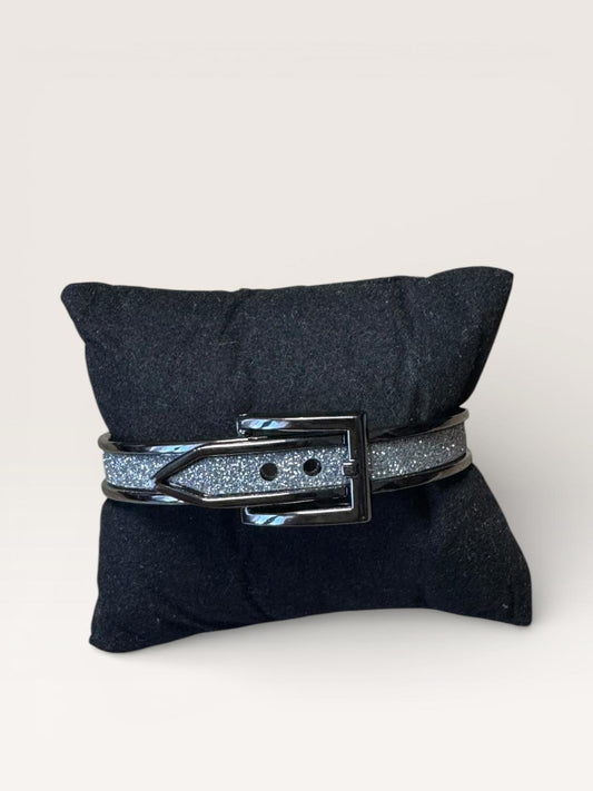 Elegant Silver-Tone Metal Bracelet with Textured Detailing