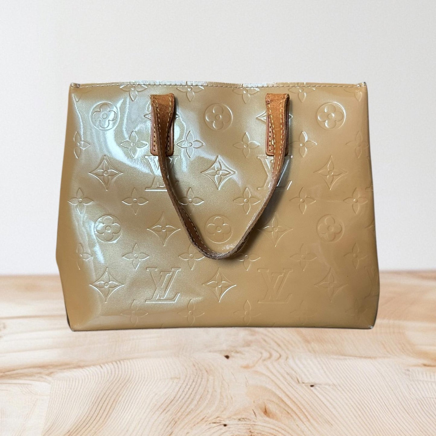 Louis Vuitton Vernis Leather Handbag