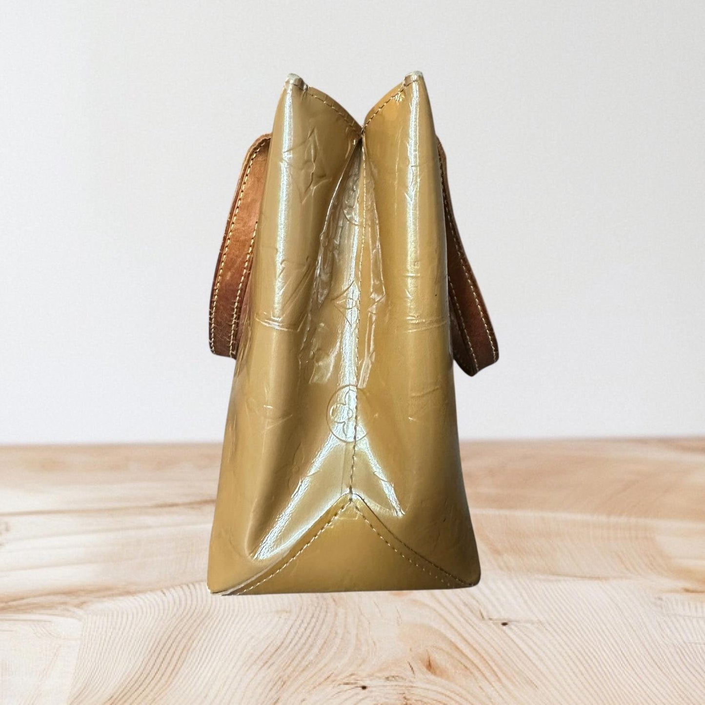 Louis Vuitton Vernis Leather Handbag