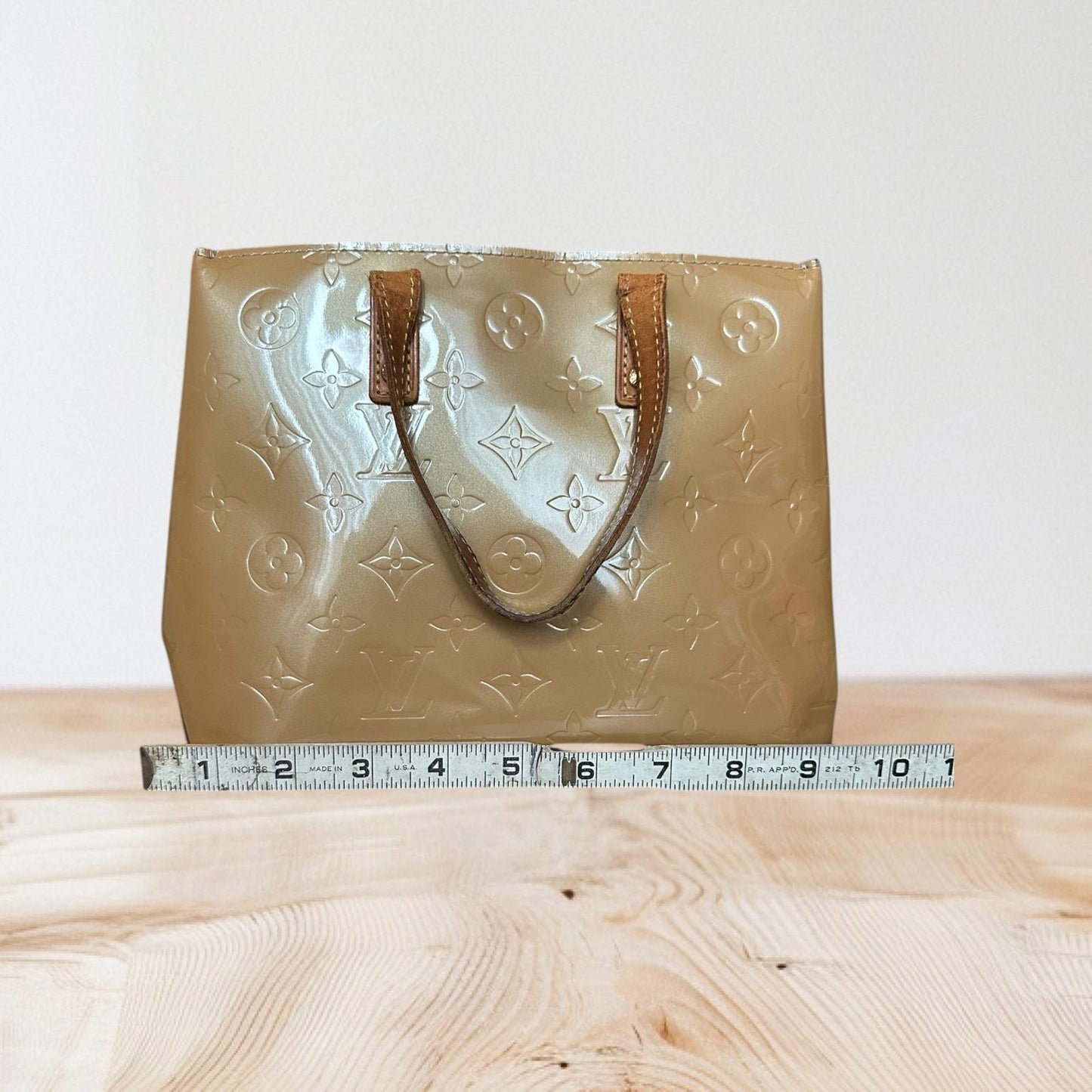 Louis Vuitton Vernis Leather Handbag