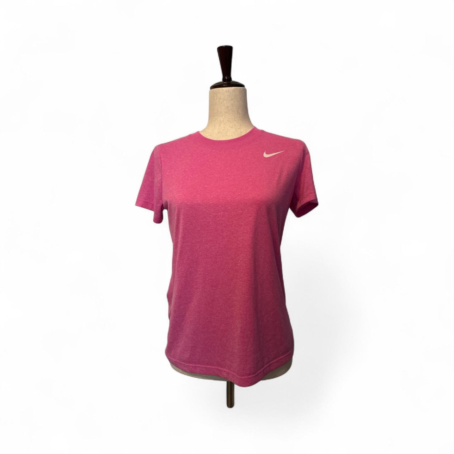 Nike Women's Short Sleeve T-Shirt in Pink