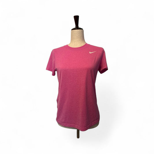 Nike Women's Short Sleeve T-Shirt in Pink
