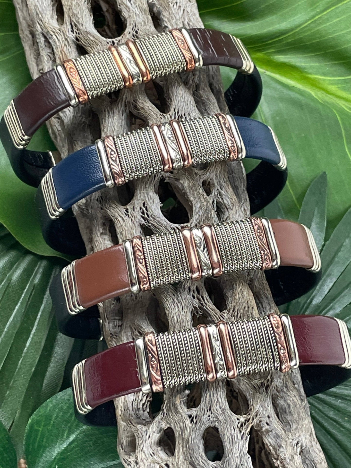 BR.ULB.0434 - Men's Navy Blue Leather Bracelet