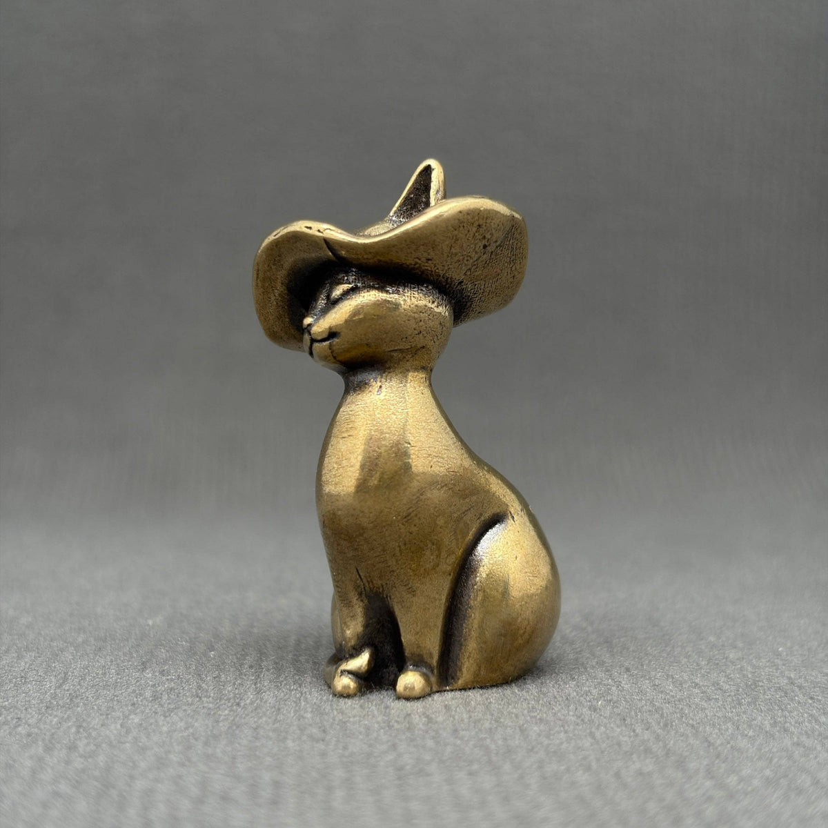 Elegant Cat Brass Crafts Desktop Ornaments