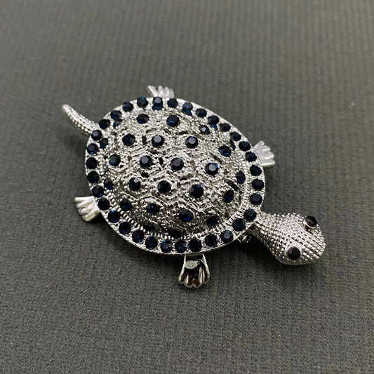 Turtle Brooch: Silver