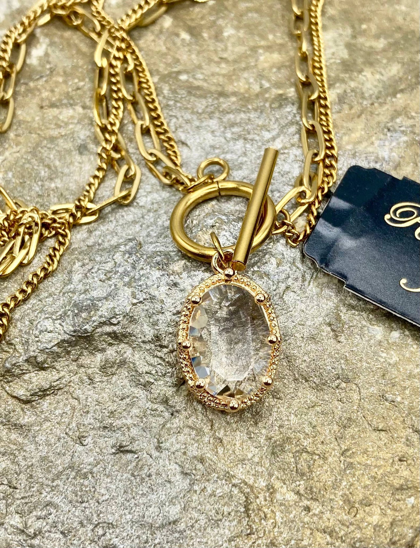 Gold Toggle Necklace with Crystal Éclat Pendant: Pink