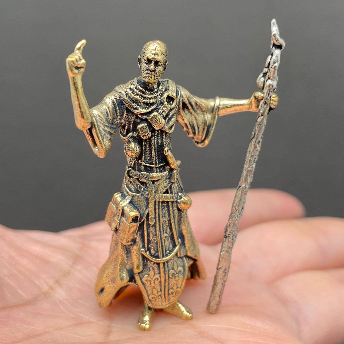 Mage Brass Crafts Decoration Desktop Ornaments