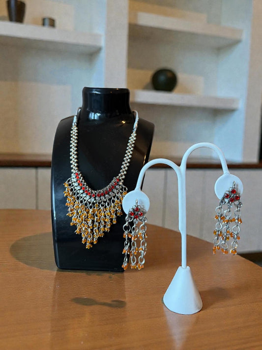 Elegant Necklace and Earrings Set with Amber and Red Accents