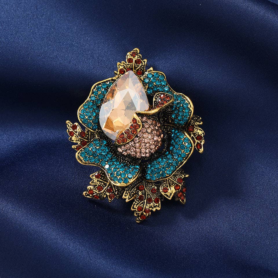 Crystal Flower Brooch Elegant Floral Decoration for Men and Women: Purple