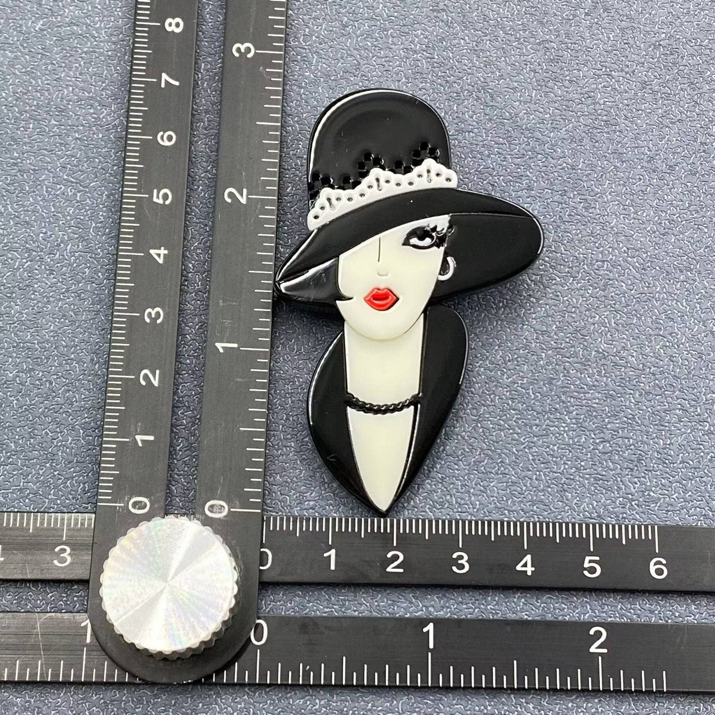 Creative Beauty Acrylic Brooch - MIO64308