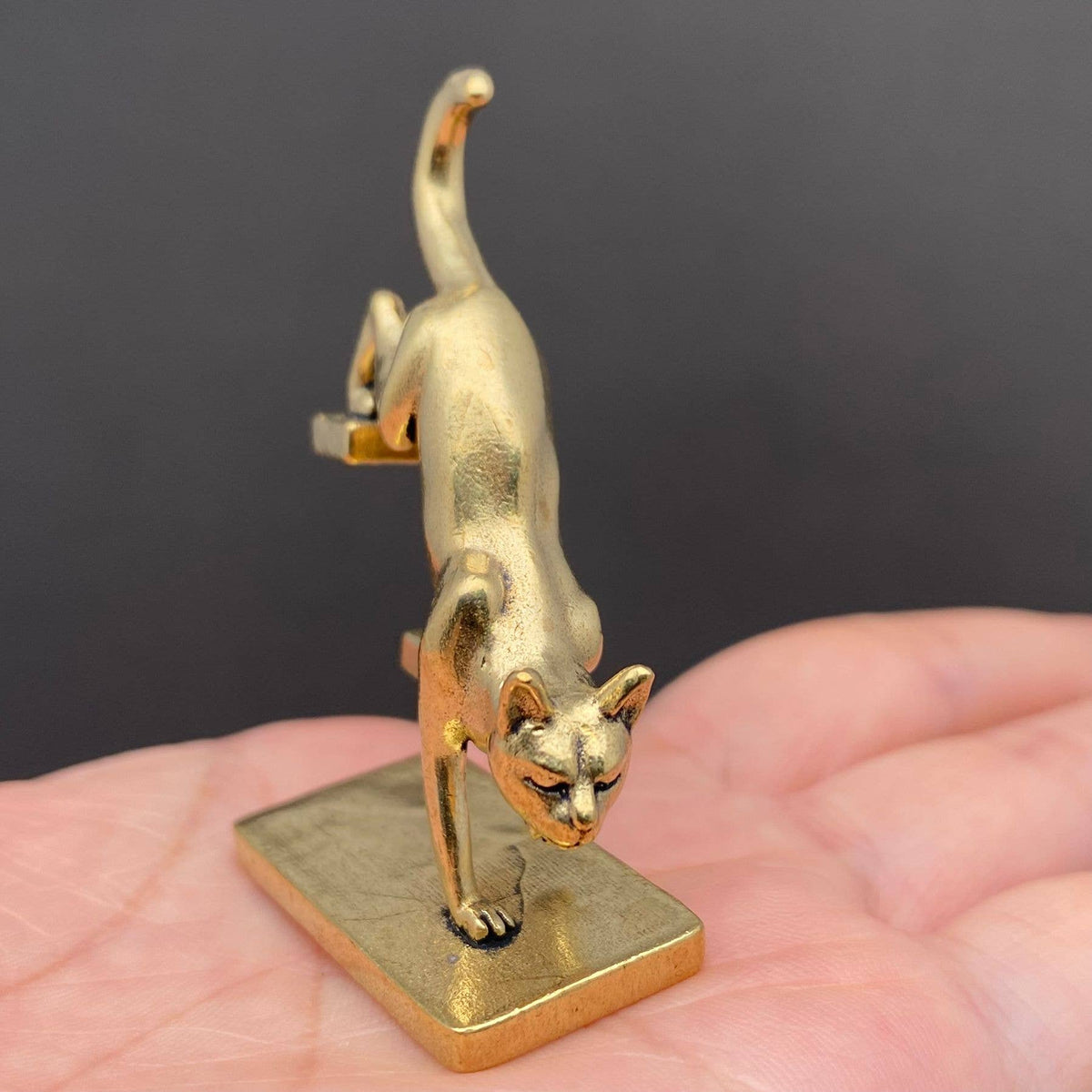 Cat Downstairs Brass Crafts Decoration Desktop Ornaments